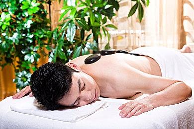 《最终幻想7：重生》监督表示本作世界广阔而又多面